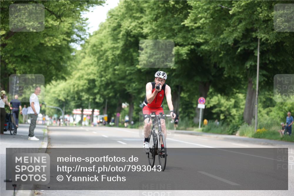 15.06.2025 - 7 Türme Triathlon Yannick Fuchs http://msf.ph/oto/7993043 15.06.2025 13:06:25 Radfahren 207, 464, 1200 meine-sportfotos.de