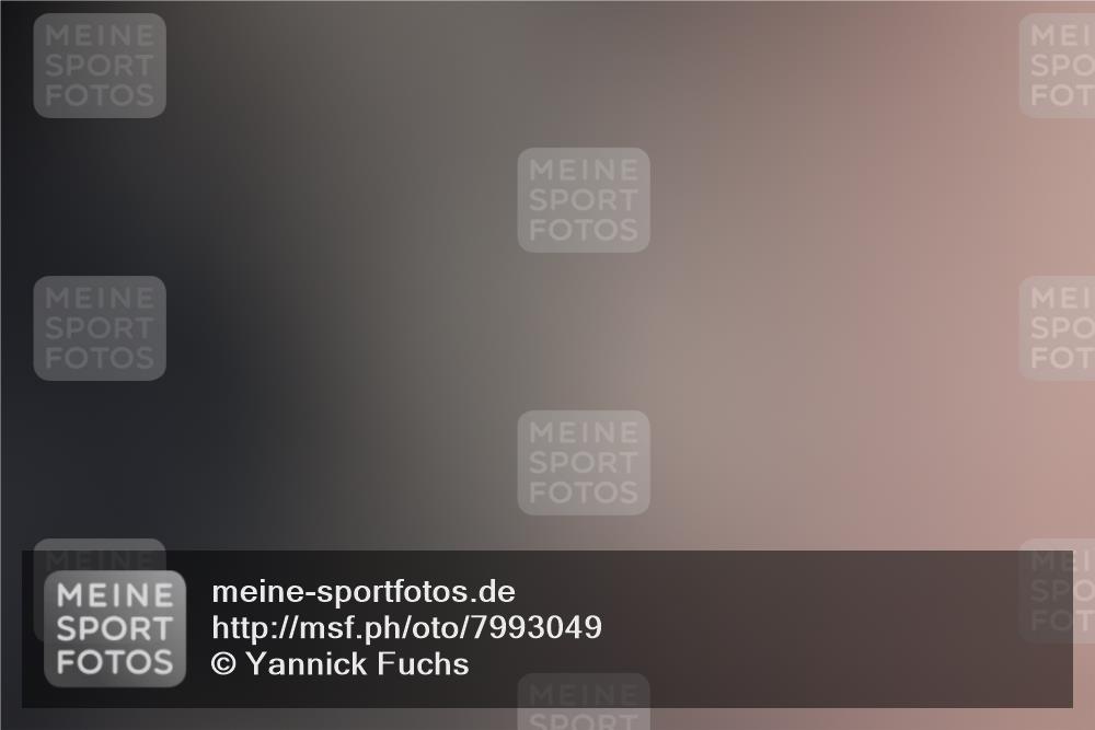 15.06.2025 - 7 Türme Triathlon Yannick Fuchs http://msf.ph/oto/7993049 15.06.2025 12:04:11 Radfahren 219, 326 meine-sportfotos.de