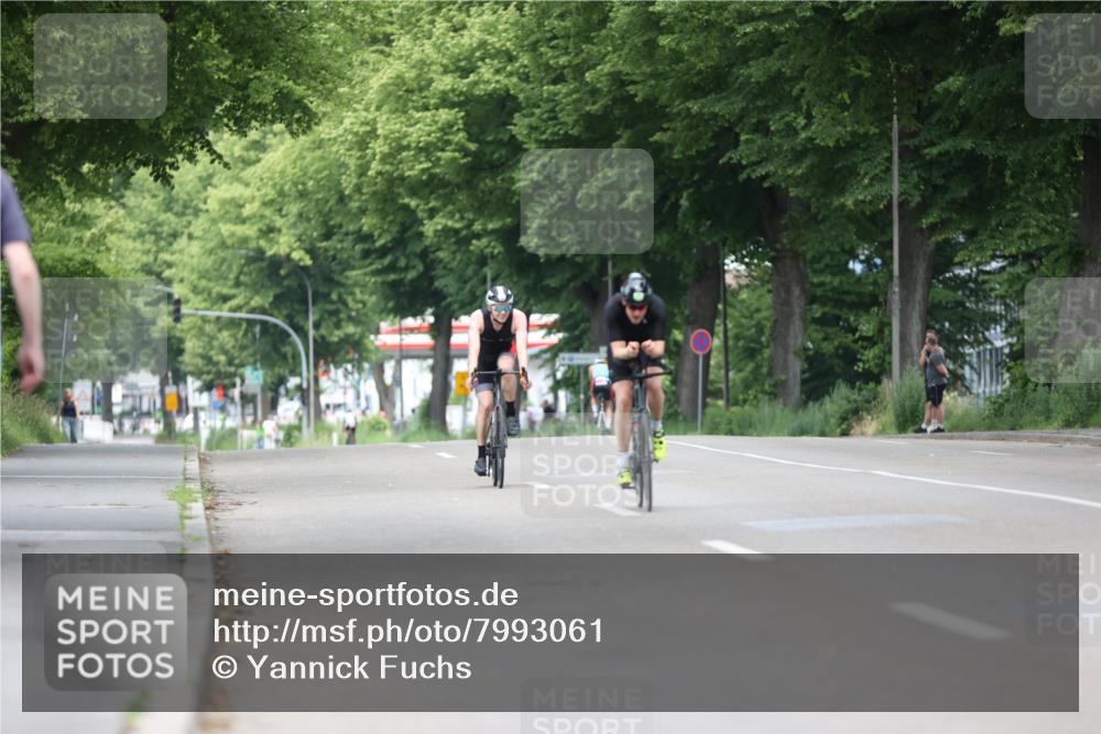 15.06.2025 - 7 Türme Triathlon Yannick Fuchs http://msf.ph/oto/7993061 15.06.2025 12:04:37 Radfahren 200, 216 meine-sportfotos.de