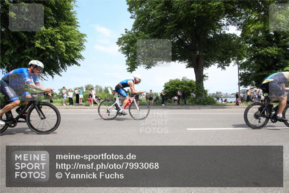 15.06.2025 - 7 Türme Triathlon Yannick Fuchs http://msf.ph/oto/7993068 15.06.2025 13:30:20 Radfahren 462, 663, 681, 872, 1019, 1028, 1064, 1070 meine-sportfotos.de
