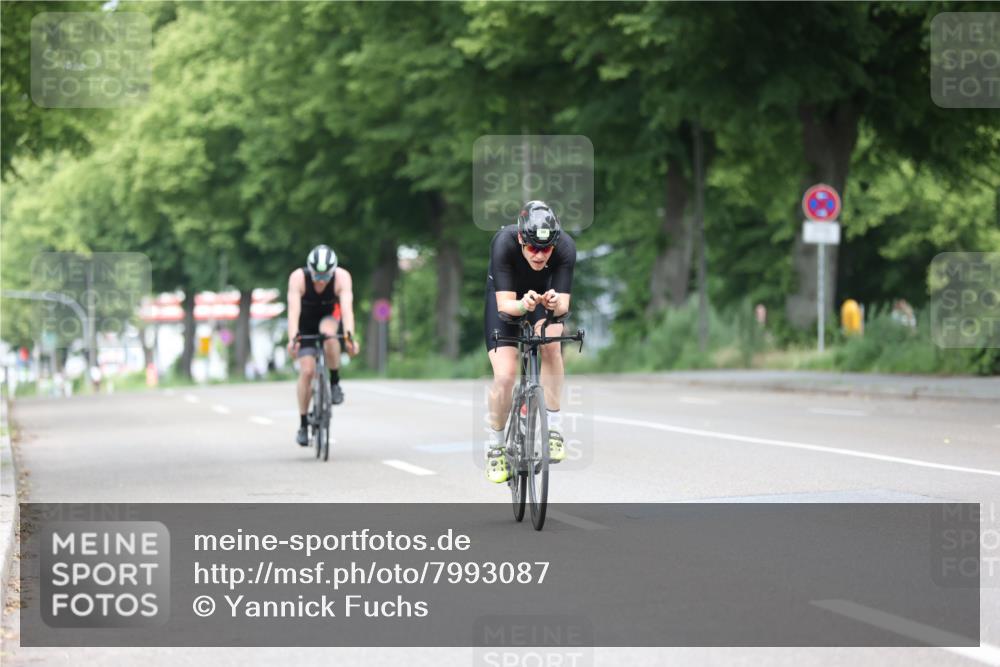 15.06.2025 - 7 Türme Triathlon Yannick Fuchs http://msf.ph/oto/7993087 15.06.2025 12:04:38 Radfahren 200, 216 meine-sportfotos.de
