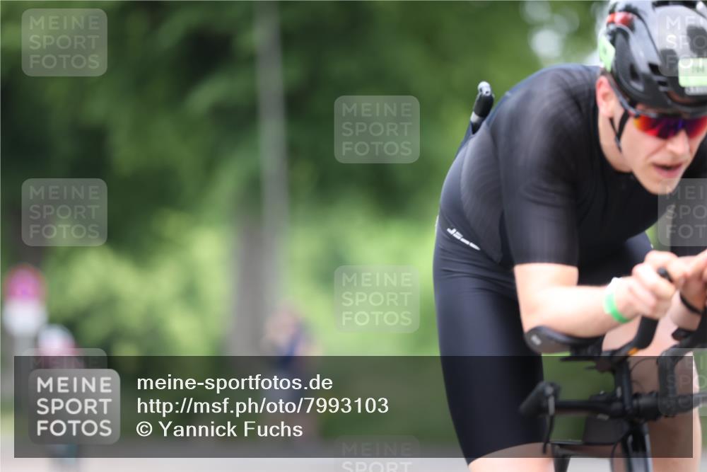 15.06.2025 - 7 Türme Triathlon Yannick Fuchs http://msf.ph/oto/7993103 15.06.2025 12:04:40 Radfahren 200 meine-sportfotos.de