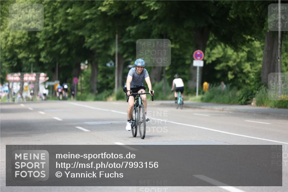 15.06.2025 - 7 Türme Triathlon Yannick Fuchs http://msf.ph/oto/7993156 15.06.2025 13:06:45 Radfahren 383, 544, 572, 1192 meine-sportfotos.de