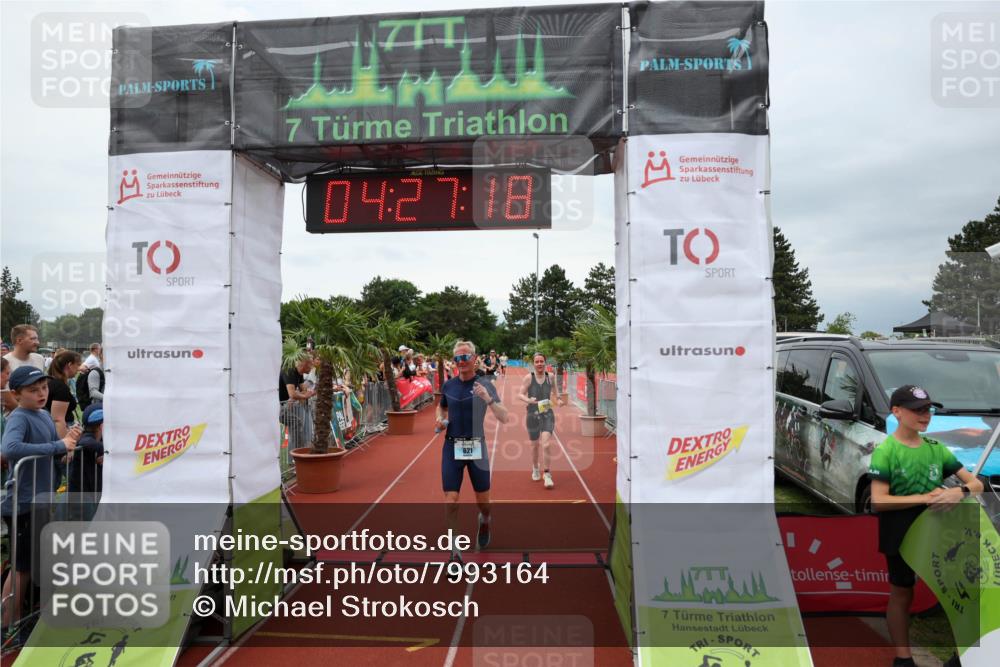 15.06.2025 - 7 Türme Triathlon Michael Strokosch http://msf.ph/oto/7993164 15.06.2025 14:27:17 Ziel 612, 621, 794, 835, 1079 meine-sportfotos.de