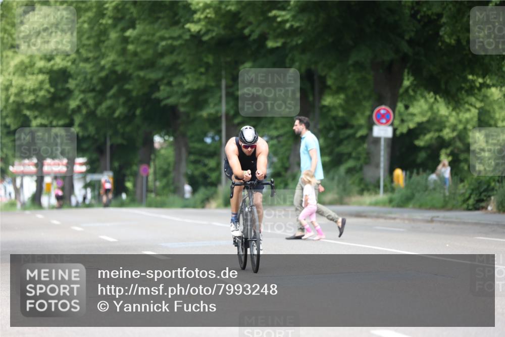 15.06.2025 - 7 Türme Triathlon Yannick Fuchs http://msf.ph/oto/7993248 15.06.2025 12:06:30 Radfahren 295 meine-sportfotos.de