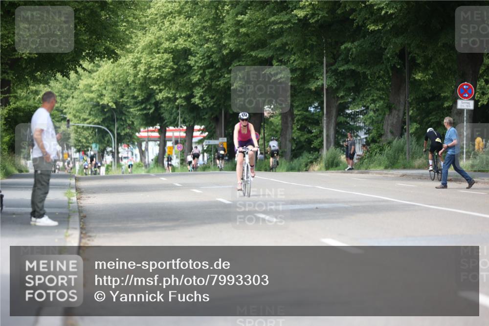 15.06.2025 - 7 Türme Triathlon Yannick Fuchs http://msf.ph/oto/7993303 15.06.2025 13:07:03 Radfahren 617, 785, 1080 meine-sportfotos.de