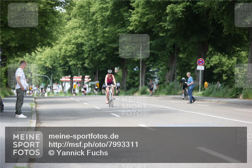 15.06.2025 - 7 Türme Triathlon Yannick Fuchs http://msf.ph/oto/7993311 15.06.2025 13:07:03 Radfahren 617, 785, 1080 meine-sportfotos.de