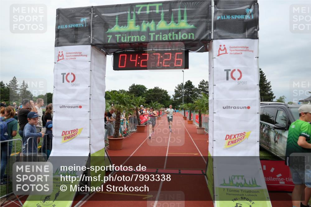 15.06.2025 - 7 Türme Triathlon Michael Strokosch http://msf.ph/oto/7993338 15.06.2025 14:27:26 Ziel 355, 498, 835, 970, 1079 meine-sportfotos.de