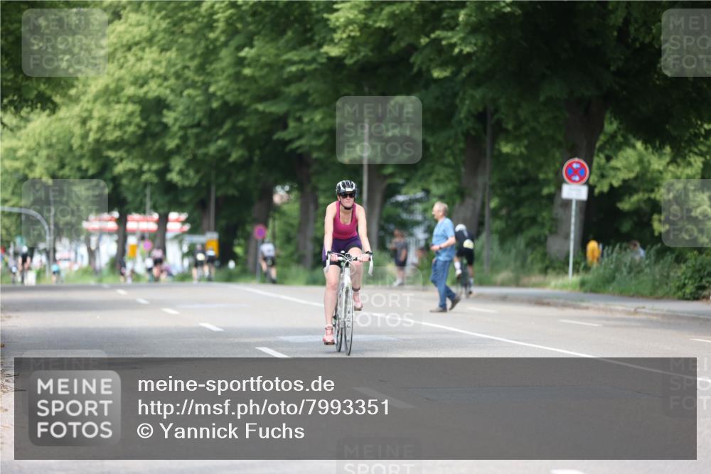 15.06.2025 - 7 Türme Triathlon Yannick Fuchs http://msf.ph/oto/7993351 15.06.2025 13:07:04 Radfahren 617, 785, 1080 meine-sportfotos.de