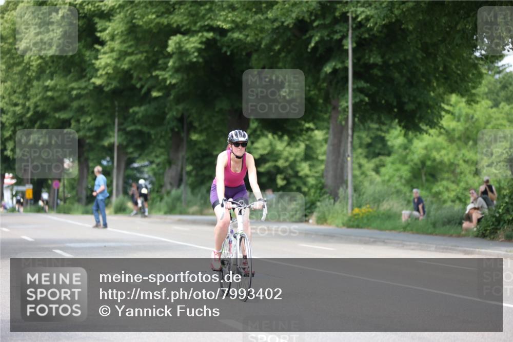15.06.2025 - 7 Türme Triathlon Yannick Fuchs http://msf.ph/oto/7993402 15.06.2025 13:07:06 Radfahren 617, 785, 1080 meine-sportfotos.de