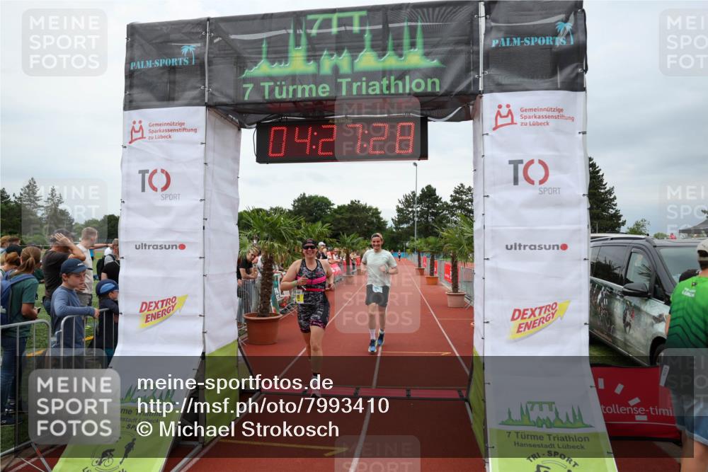 15.06.2025 - 7 Türme Triathlon Michael Strokosch http://msf.ph/oto/7993410 15.06.2025 14:27:28 Ziel 355, 498, 835, 970 meine-sportfotos.de