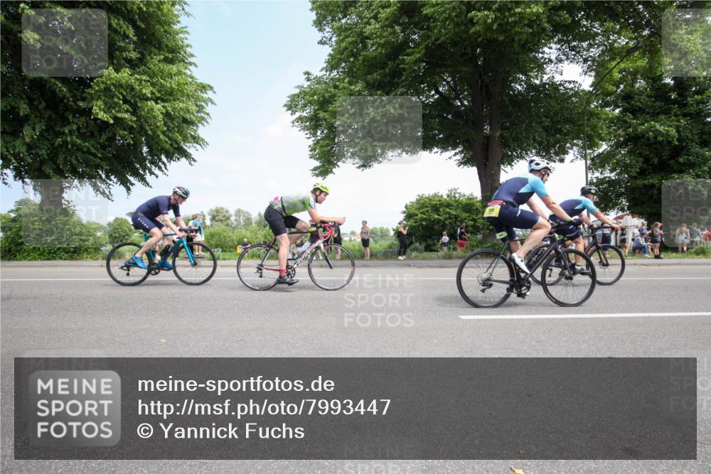 15.06.2025 - 7 Türme Triathlon Yannick Fuchs http://msf.ph/oto/7993447 15.06.2025 13:31:45 Radfahren 234, 327, 582, 665, 708, 986, 988, 990, 1004, 1198 meine-sportfotos.de