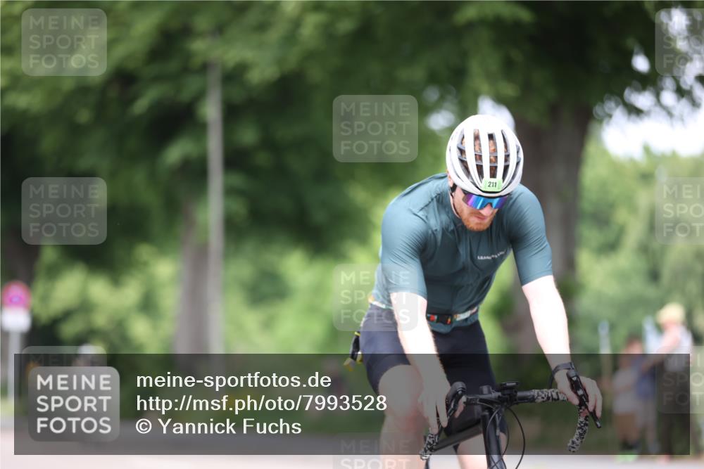 15.06.2025 - 7 Türme Triathlon Yannick Fuchs http://msf.ph/oto/7993528 15.06.2025 13:07:21 Radfahren 589 meine-sportfotos.de