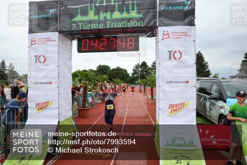 15.06.2025 - 7 Türme Triathlon Michael Strokosch http://msf.ph/oto/7993594 15.06.2025 14:27:48 Ziel 702, 911, 993, 1125 meine-sportfotos.de