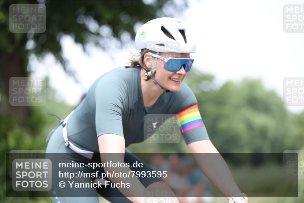 15.06.2025 - 7 Türme Triathlon Yannick Fuchs http://msf.ph/oto/7993595 15.06.2025 13:07:23 Radfahren 548, 589 meine-sportfotos.de