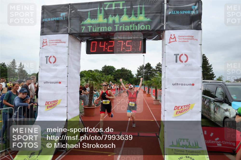 15.06.2025 - 7 Türme Triathlon Michael Strokosch http://msf.ph/oto/7993639 15.06.2025 14:27:51 Ziel 485, 911, 993, 1125 meine-sportfotos.de