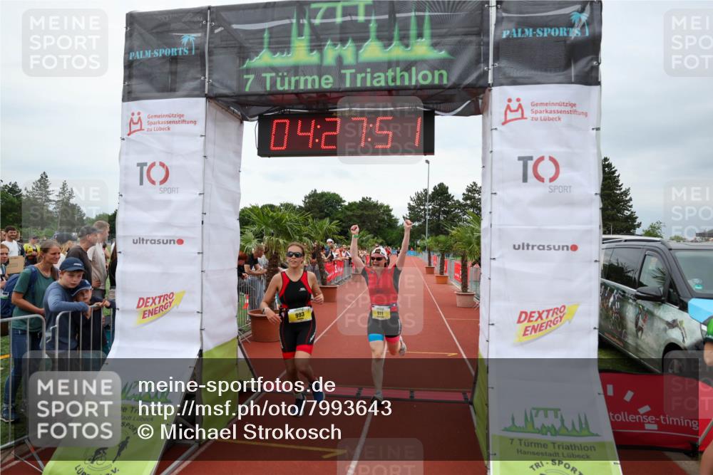 15.06.2025 - 7 Türme Triathlon Michael Strokosch http://msf.ph/oto/7993643 15.06.2025 14:27:51 Ziel 485, 911, 993, 1125 meine-sportfotos.de