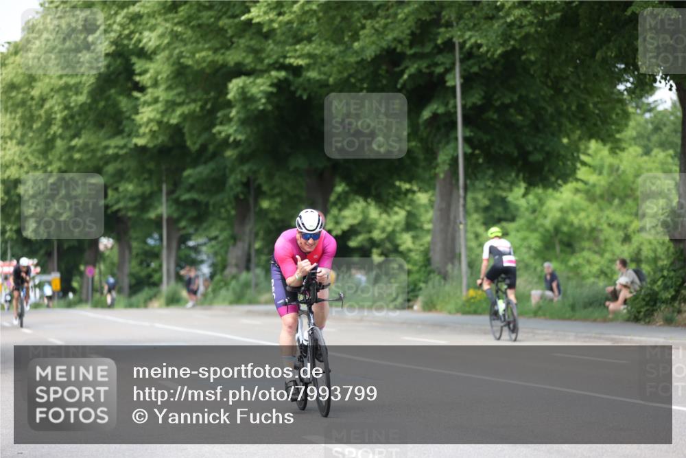15.06.2025 - 7 Türme Triathlon Yannick Fuchs http://msf.ph/oto/7993799 15.06.2025 13:07:48 Radfahren 475, 479, 522 meine-sportfotos.de