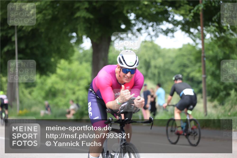 15.06.2025 - 7 Türme Triathlon Yannick Fuchs http://msf.ph/oto/7993821 15.06.2025 13:07:49 Radfahren 475, 479 meine-sportfotos.de
