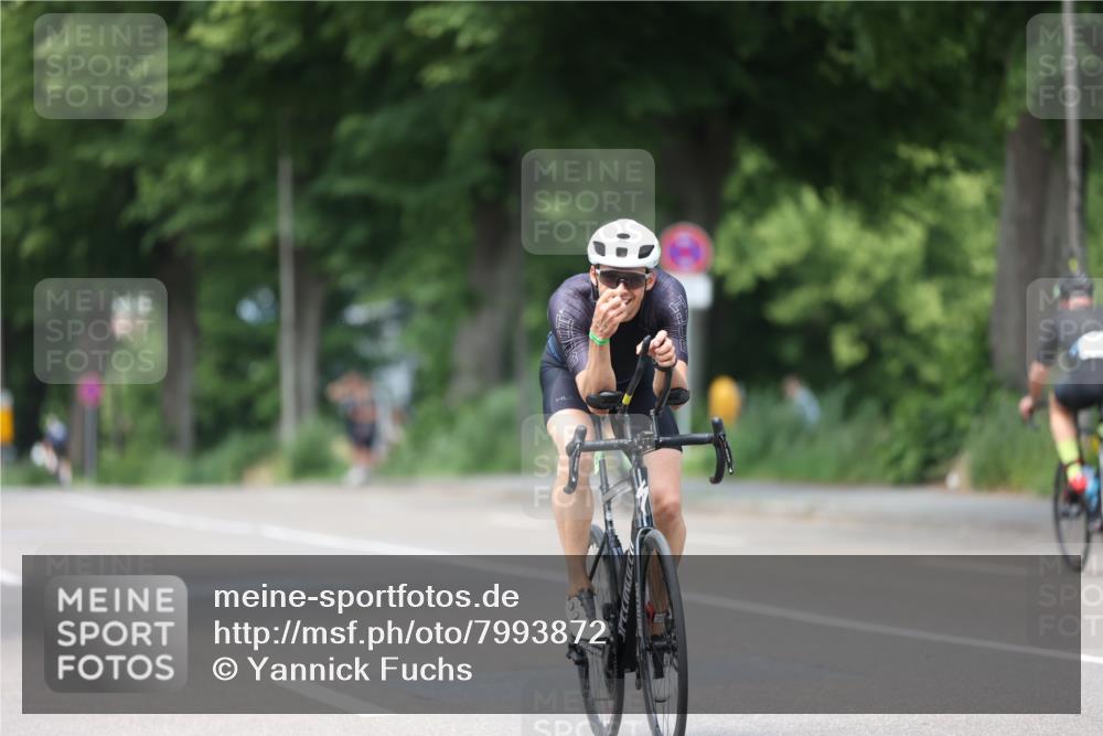 15.06.2025 - 7 Türme Triathlon Yannick Fuchs http://msf.ph/oto/7993872 15.06.2025 13:07:51 Radfahren 475, 479 meine-sportfotos.de