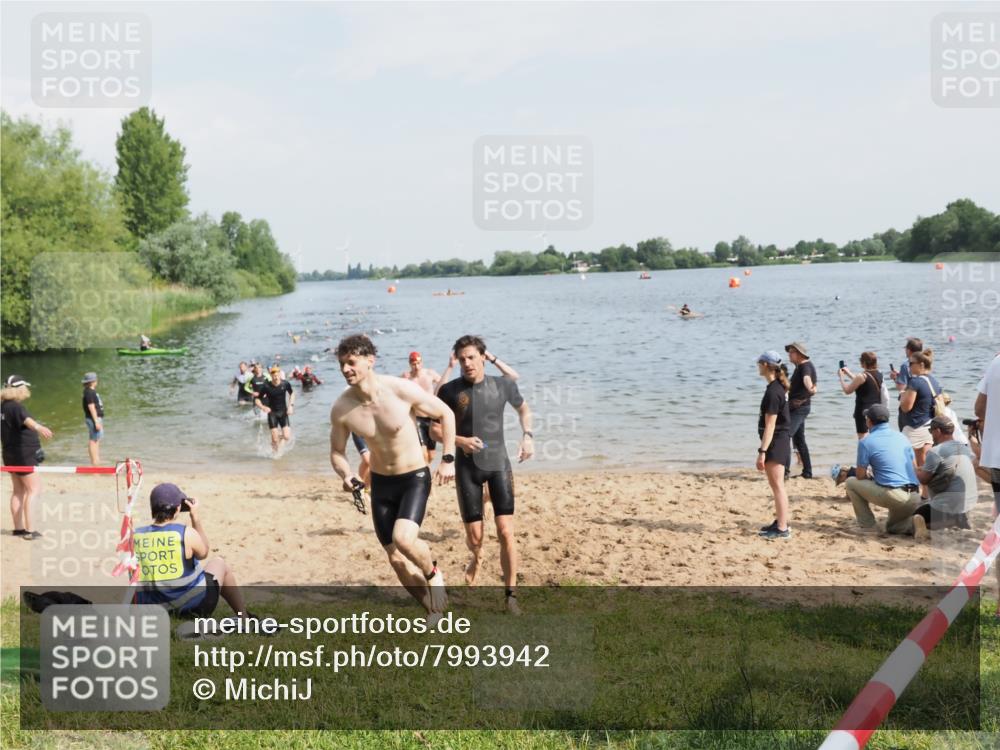 21.06.2025 - 27. Vierlanden-Triathlon MichiJ http://msf.ph/oto/7993942 15.06.2026 09:55:52 Schwimmen 280, 283, 300, 303, 308, 310, 312, 322, 331, 338 meine-sportfotos.de