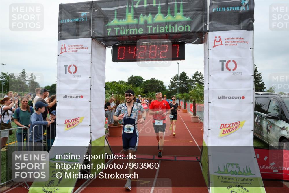 15.06.2025 - 7 Türme Triathlon Michael Strokosch http://msf.ph/oto/7993960 15.06.2025 14:28:27 Ziel 367, 383, 388, 559, 799, 831, 1163 meine-sportfotos.de