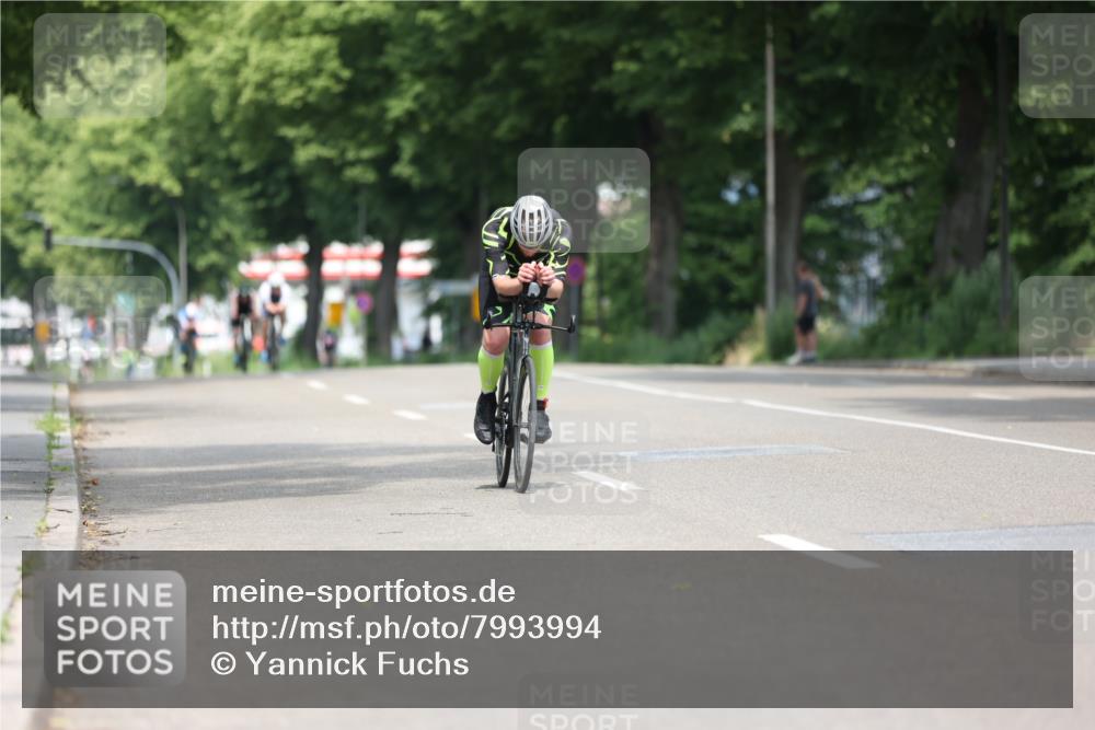 15.06.2025 - 7 Türme Triathlon Yannick Fuchs http://msf.ph/oto/7993994 15.06.2025 12:08:21 Radfahren 220, 267, 311, 340 meine-sportfotos.de