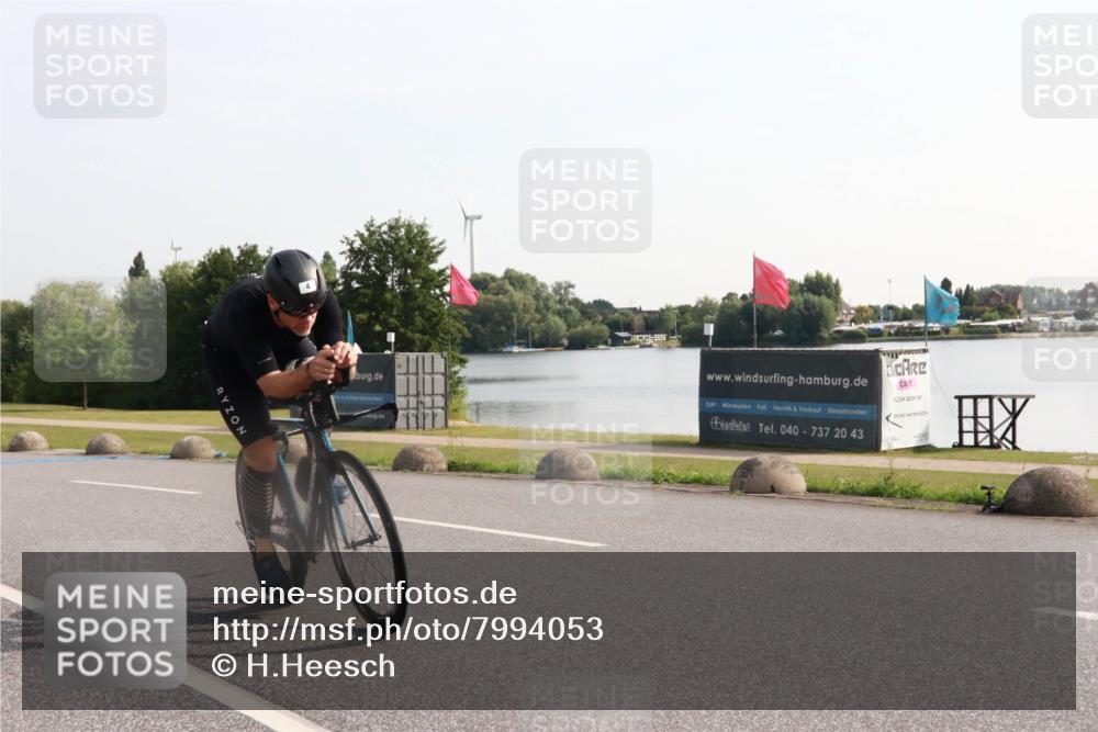 15.06.2025 - 27. Vierlanden-Triathlon H.Heesch http://msf.ph/oto/7994053 15.06.2025 09:04:43 Radfahren 4 meine-sportfotos.de