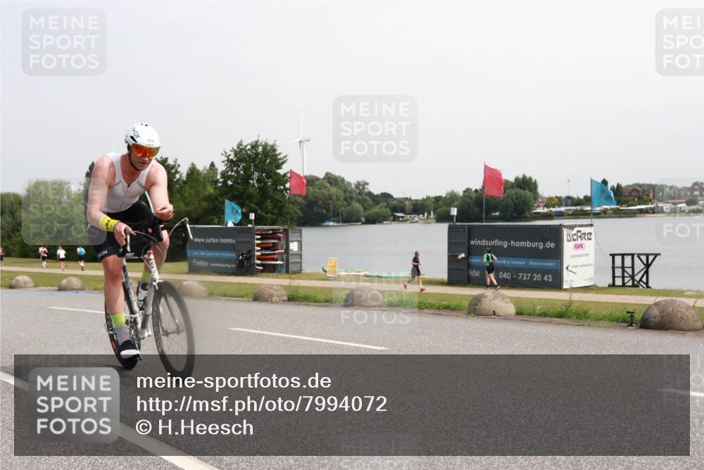 15.06.2025 - 27. Vierlanden-Triathlon H.Heesch http://msf.ph/oto/7994072 15.06.2025 11:20:12 Radfahren 3, 115, 232, 789, 852, 968 meine-sportfotos.de