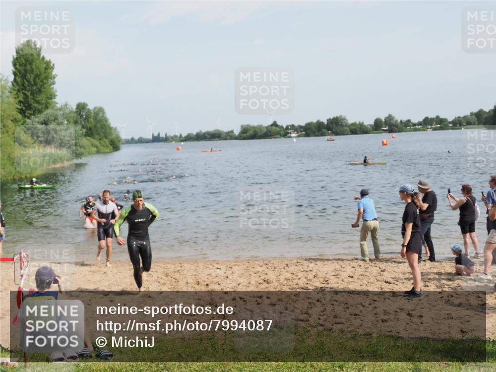 21.06.2025 - 27. Vierlanden-Triathlon MichiJ http://msf.ph/oto/7994087 15.06.2026 09:55:58 Schwimmen 268, 280, 283, 308, 310, 312, 322, 331, 338 meine-sportfotos.de