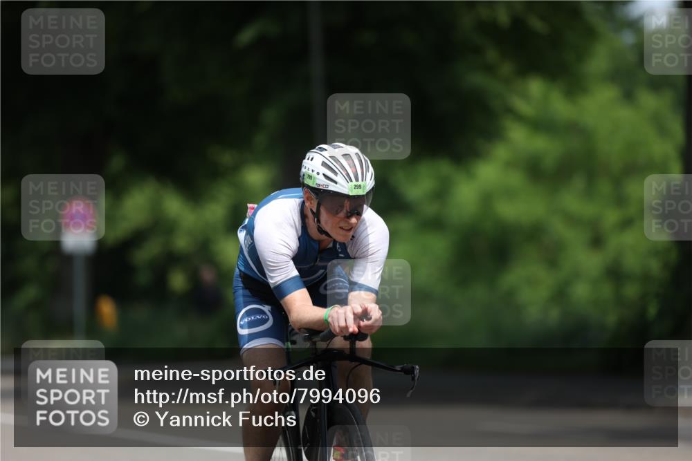 15.06.2025 - 7 Türme Triathlon Yannick Fuchs http://msf.ph/oto/7994096 15.06.2025 12:08:28 Radfahren 220, 221, 299, 311, 337 meine-sportfotos.de