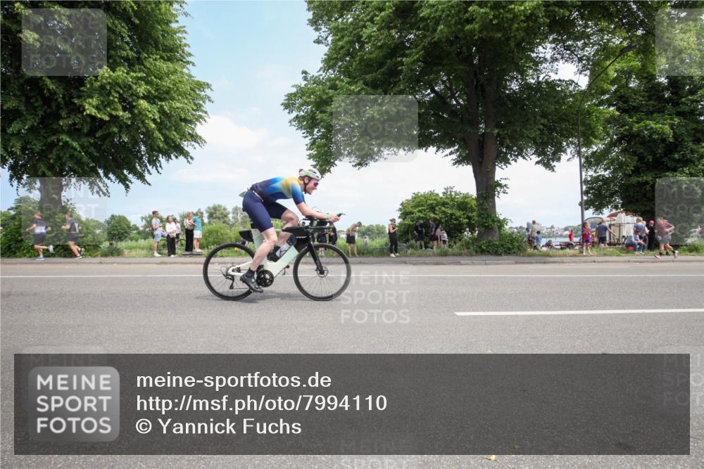 15.06.2025 - 7 Türme Triathlon Yannick Fuchs http://msf.ph/oto/7994110 15.06.2025 13:33:50 Radfahren 853, 1139, 1142 meine-sportfotos.de