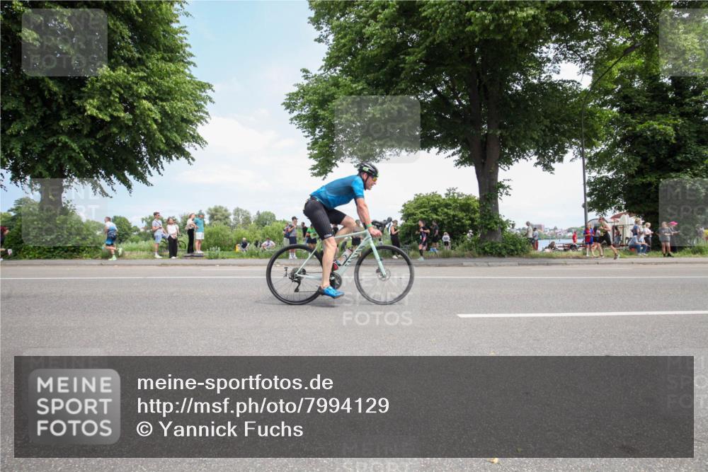 15.06.2025 - 7 Türme Triathlon Yannick Fuchs http://msf.ph/oto/7994129 15.06.2025 13:33:57 Radfahren 376, 853, 926, 1142, 1180 meine-sportfotos.de