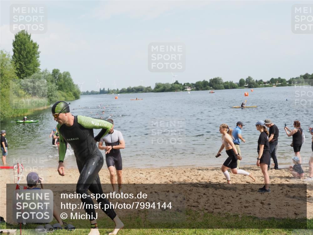 21.06.2025 - 27. Vierlanden-Triathlon MichiJ http://msf.ph/oto/7994144 15.06.2026 09:56:01 Schwimmen 268, 277, 283, 285, 308, 310, 312, 322, 357 meine-sportfotos.de