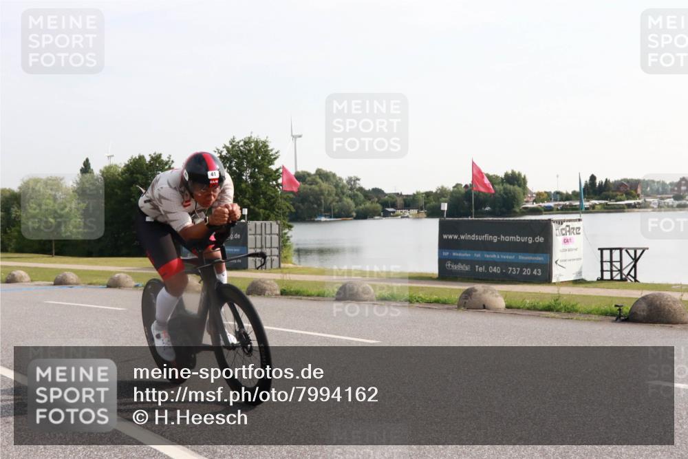 15.06.2025 - 27. Vierlanden-Triathlon H.Heesch http://msf.ph/oto/7994162 15.06.2025 09:07:08 Radfahren 41, 124 meine-sportfotos.de
