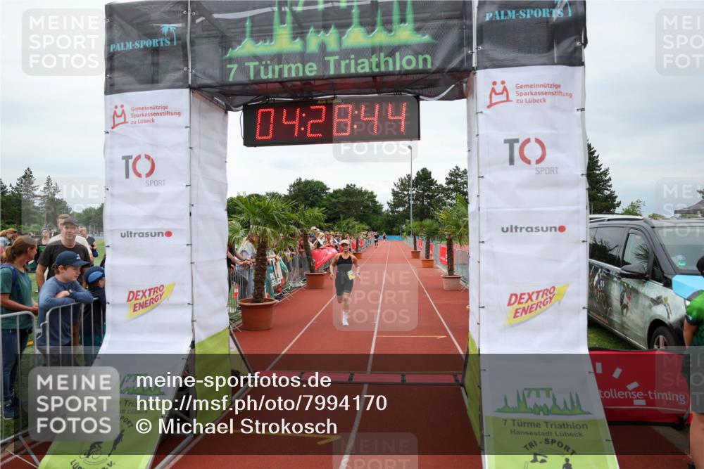 15.06.2025 - 7 Türme Triathlon Michael Strokosch http://msf.ph/oto/7994170 15.06.2025 14:28:44 Ziel 1053 meine-sportfotos.de