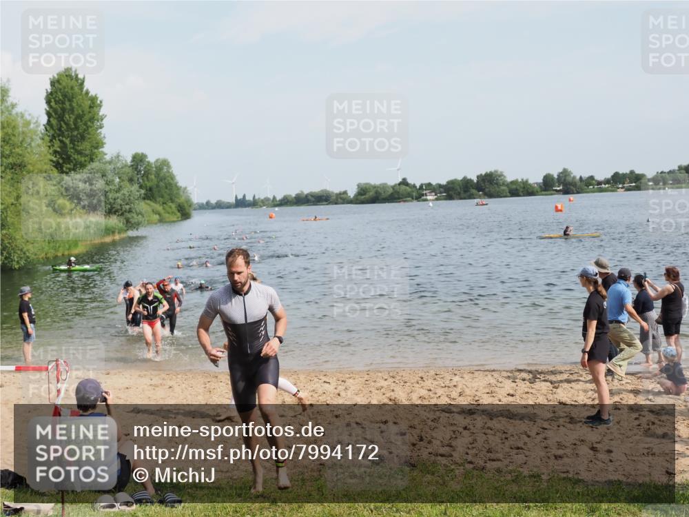 21.06.2025 - 27. Vierlanden-Triathlon MichiJ http://msf.ph/oto/7994172 15.06.2026 09:56:02 Schwimmen 268, 277, 285, 308, 310, 312, 357 meine-sportfotos.de