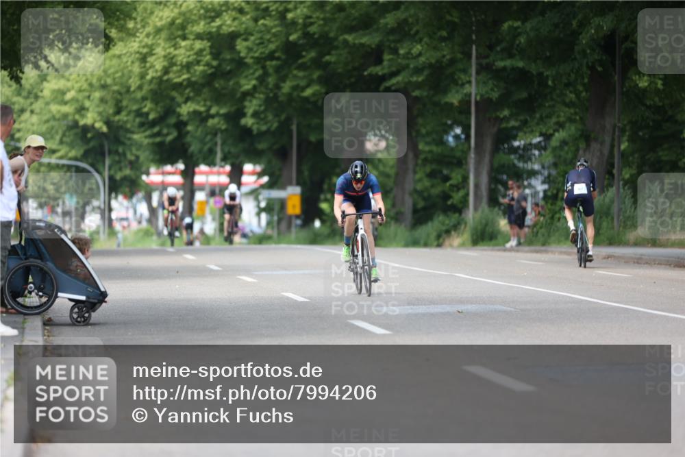 15.06.2025 - 7 Türme Triathlon Yannick Fuchs http://msf.ph/oto/7994206 15.06.2025 13:08:08 Radfahren 299, 338, 552, 600, 1065 meine-sportfotos.de