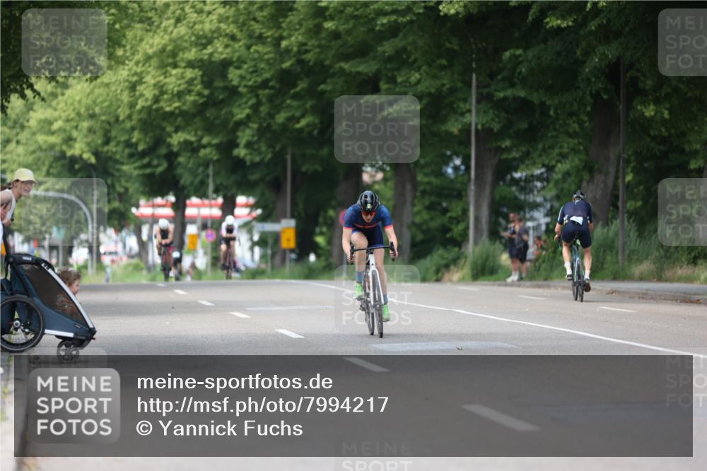 15.06.2025 - 7 Türme Triathlon Yannick Fuchs http://msf.ph/oto/7994217 15.06.2025 13:08:08 Radfahren 299, 338, 552, 600, 1065 meine-sportfotos.de