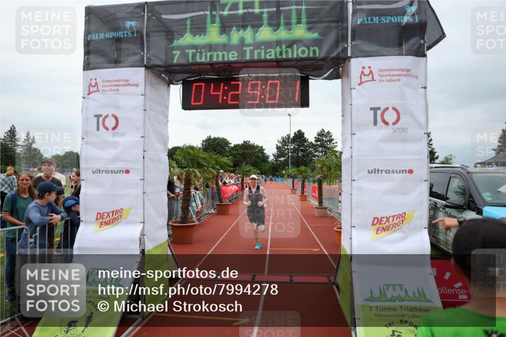 15.06.2025 - 7 Türme Triathlon Michael Strokosch http://msf.ph/oto/7994278 15.06.2025 14:29:01 Ziel 471, 1015 meine-sportfotos.de