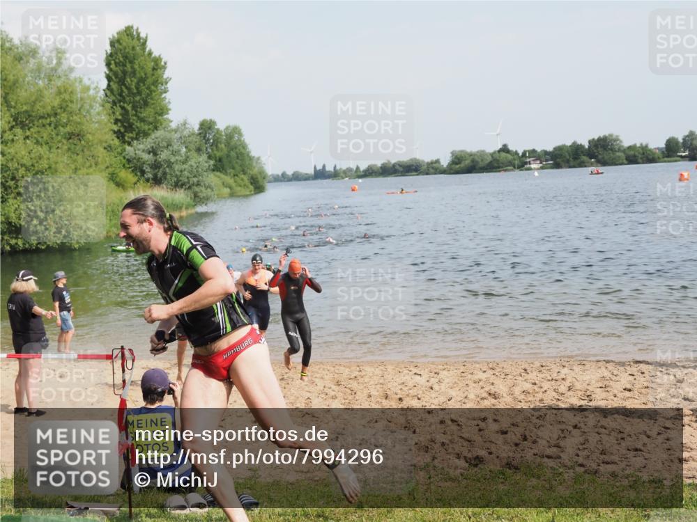21.06.2025 - 27. Vierlanden-Triathlon MichiJ http://msf.ph/oto/7994296 15.06.2026 09:56:07 Schwimmen 268, 277, 285, 310, 312, 315, 349, 357 meine-sportfotos.de