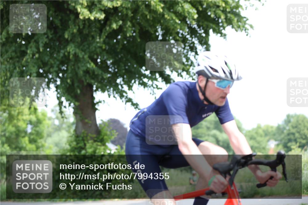 15.06.2025 - 7 Türme Triathlon Yannick Fuchs http://msf.ph/oto/7994355 15.06.2025 12:09:19 Radfahren 285, 292, 306 meine-sportfotos.de