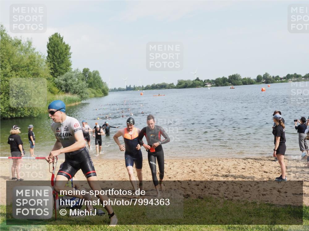 21.06.2025 - 27. Vierlanden-Triathlon MichiJ http://msf.ph/oto/7994363 15.06.2026 09:56:09 Schwimmen 268, 277, 285, 314, 315, 349, 357 meine-sportfotos.de