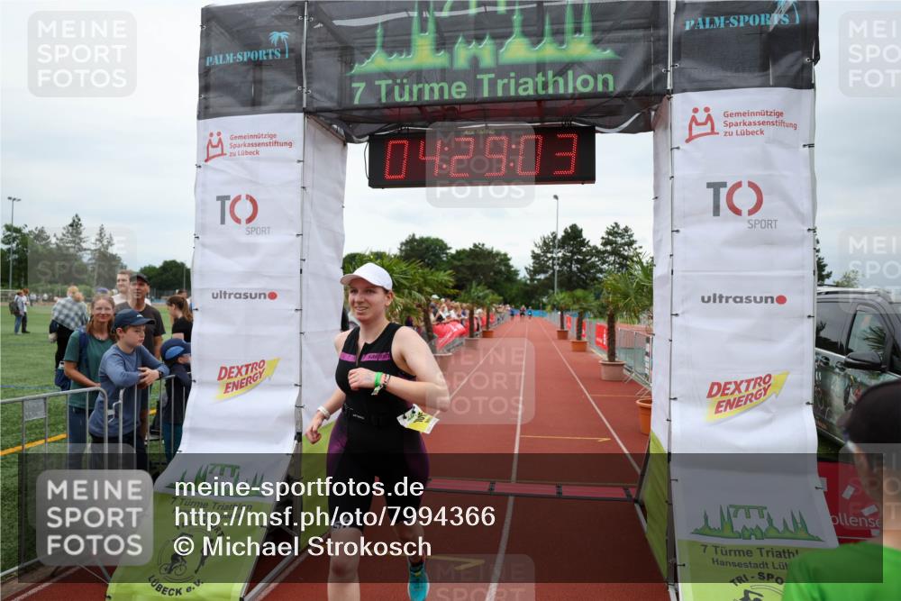 15.06.2025 - 7 Türme Triathlon Michael Strokosch http://msf.ph/oto/7994366 15.06.2025 14:29:02 Ziel 471, 1015 meine-sportfotos.de