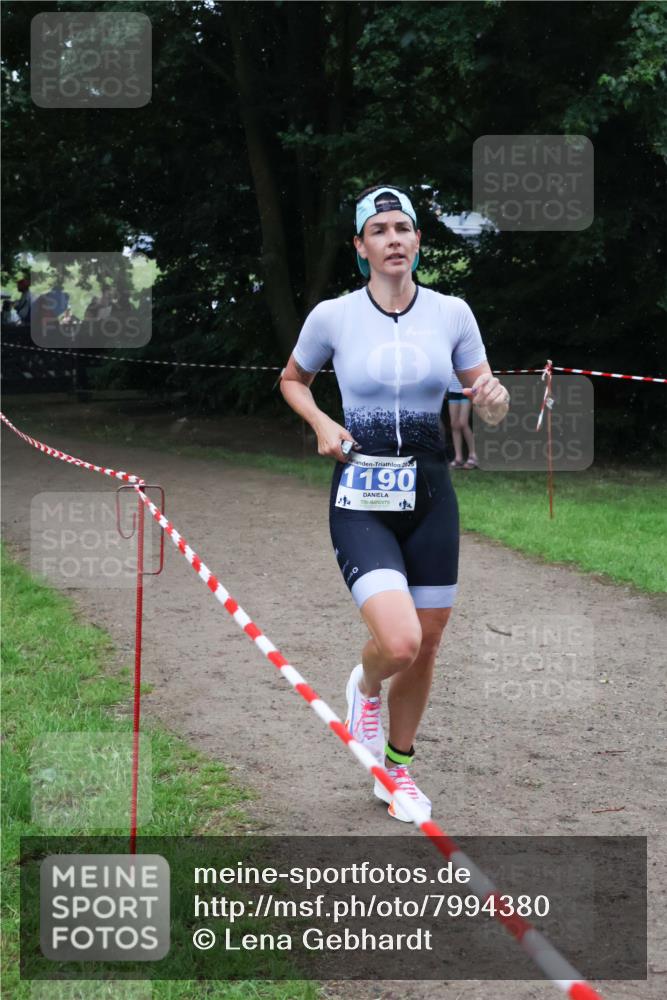 21.06.2025 - 27. Vierlanden-Triathlon Lena Gebhardt http://msf.ph/oto/7994380 15.06.2025 13:47:42 Laufen 2025, 1190 meine-sportfotos.de