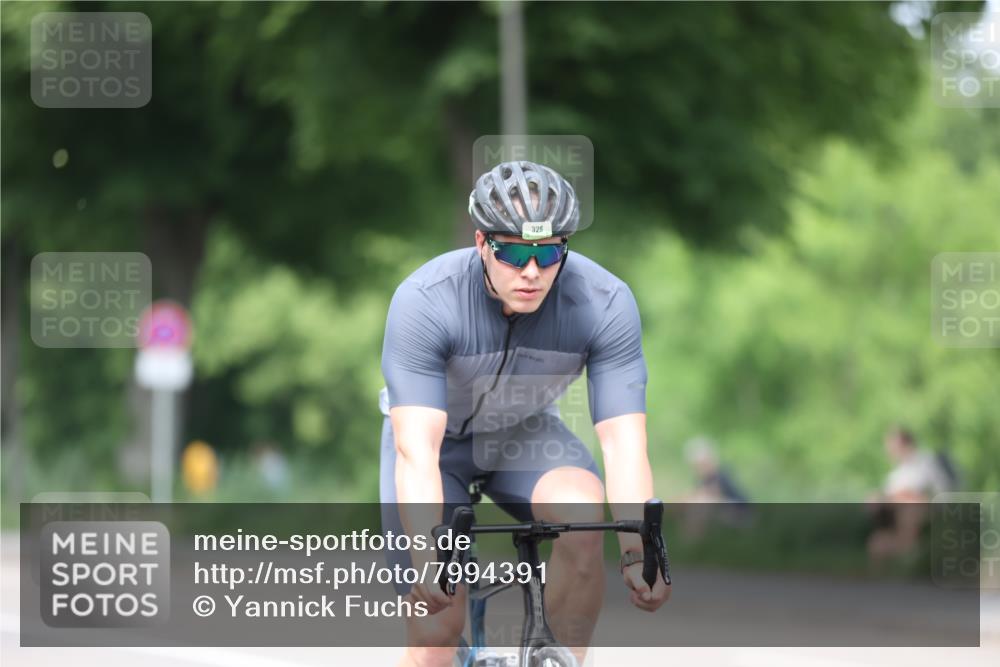 15.06.2025 - 7 Türme Triathlon Yannick Fuchs http://msf.ph/oto/7994391 15.06.2025 13:08:44 Radfahren 329 meine-sportfotos.de