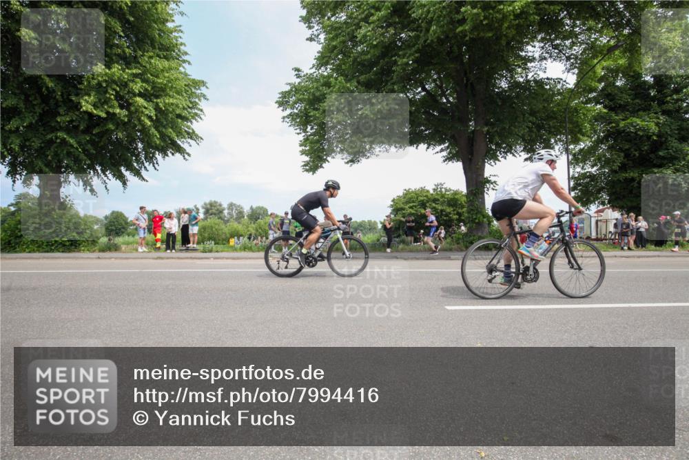 15.06.2025 - 7 Türme Triathlon Yannick Fuchs http://msf.ph/oto/7994416 15.06.2025 13:35:48 Radfahren 302, 868, 953 meine-sportfotos.de
