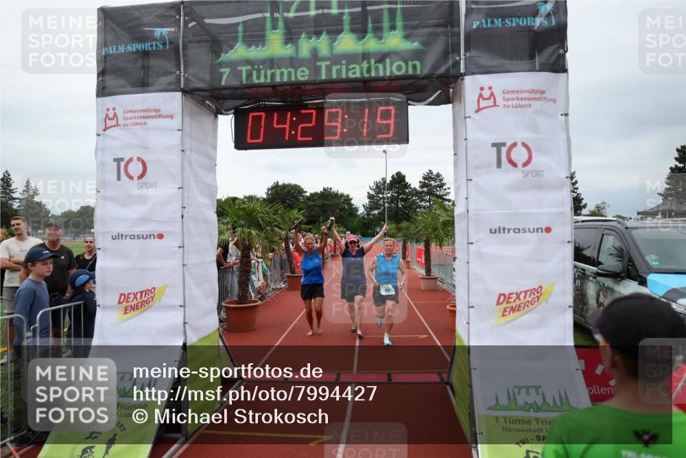 15.06.2025 - 7 Türme Triathlon Michael Strokosch http://msf.ph/oto/7994427 15.06.2025 14:29:19 Ziel 502, 626 meine-sportfotos.de