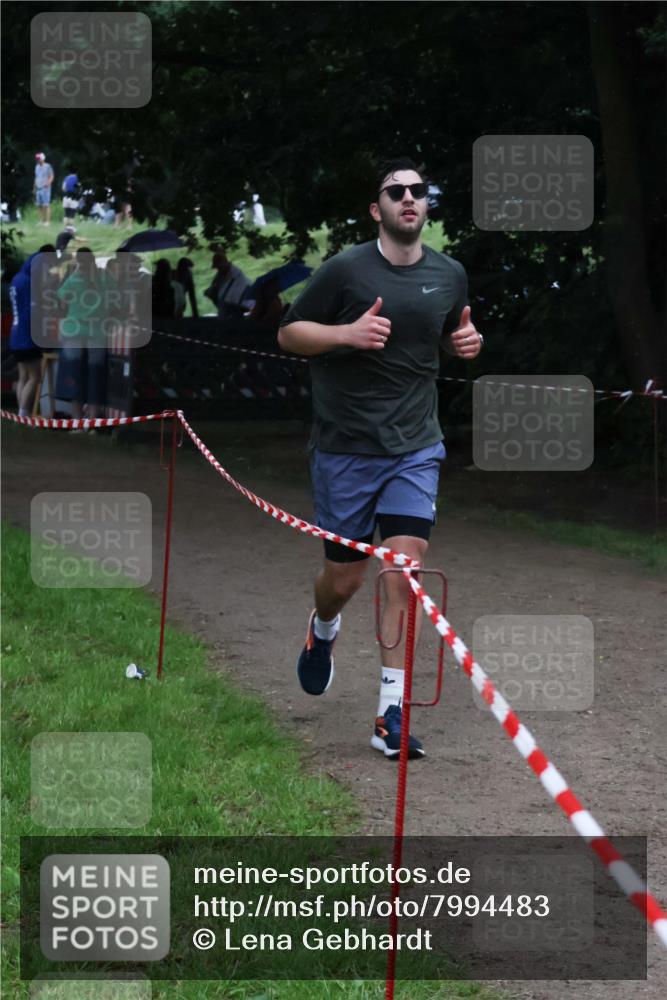 21.06.2025 - 27. Vierlanden-Triathlon Lena Gebhardt http://msf.ph/oto/7994483 15.06.2025 13:48:02 Laufen  meine-sportfotos.de
