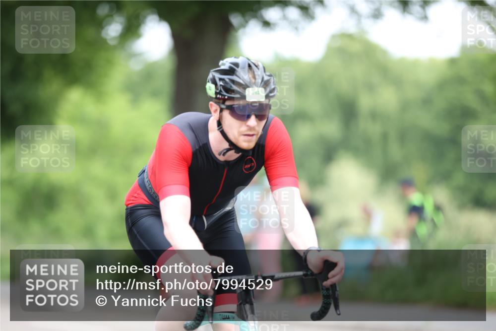 15.06.2025 - 7 Türme Triathlon Yannick Fuchs http://msf.ph/oto/7994529 15.06.2025 12:10:59 Radfahren 263 meine-sportfotos.de